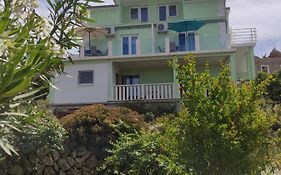 Apartman Lapis